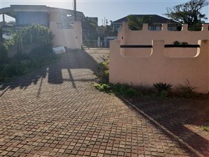 2 Bed House in Bluff