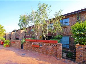 3 Bed Townhouse in Florida Park