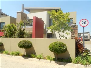 3 Bed Duplex in Glen Eagles
