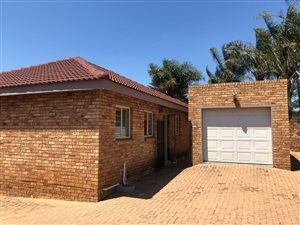 3 Bed Townhouse in Sophiatown