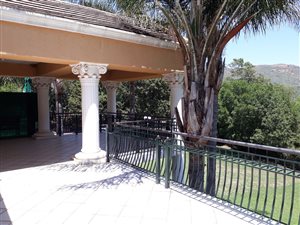 2 Bed Apartment in Ruimsig