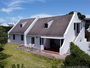 5 Bed House in Upper Robberg