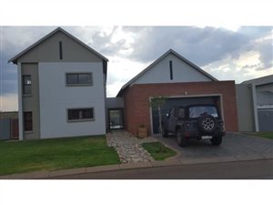 5 Bed House in The Hills