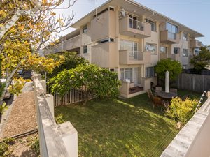 1 Bed Apartment in Claremont Upper