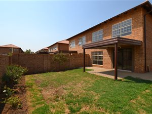 4 Bed House in Oukraal Estate