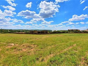 8580 m² Land available in Mooikloof Heights