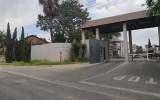 2 Bedroom Apartment in Douglasdale