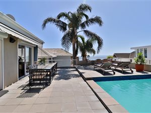 5 Bed House in Fresnaye