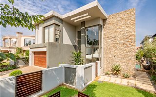 5 Bedroom House in La Como Lifestyle Estate