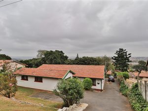 3 Bed House in Athlone Park