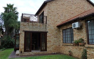 3 Bedroom Townhouse in Bromhof