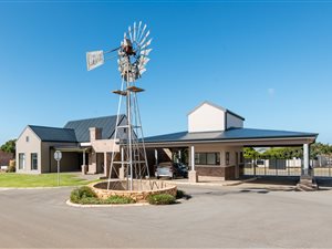 275 m² Land available in Hartenbos