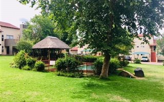 1 Bedroom House in Bromhof