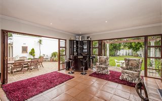4 Bedroom House in Tokai