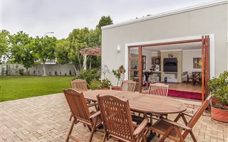 4 Bedroom House in Tokai