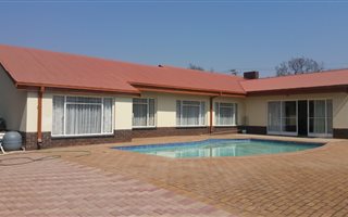 3 Bedroom House in Valhalla