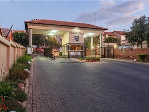 2 Bed Townhouse in La Montagne