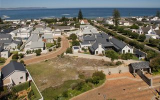 773 m² Land available in Fernkloof