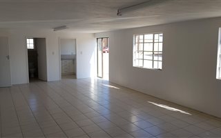 308 m² Industrial space in Dunswart