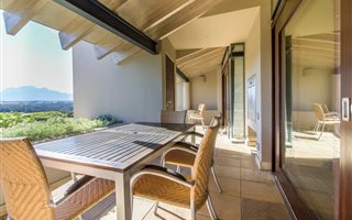 1 Bedroom Apartment in Oubaai and surrounds