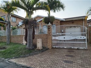 3 Bed House in Chatsworth Central