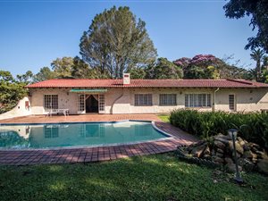 4 Bed House in West Riding