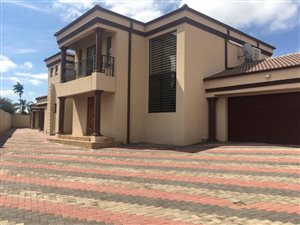 5 Bed House in Rayton