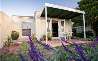 3 Bedroom House in Lakeside