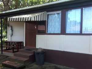 2 Bed House in Hibberdene