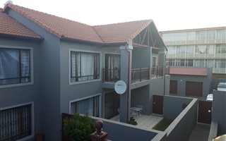 1 Bedroom Simplex in Moregloed