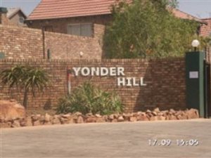 2 Bed Townhouse in Rietvalleirand