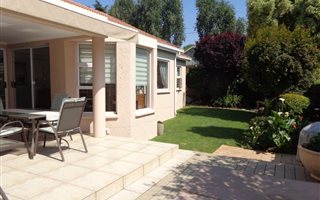 3 Bedroom House in Bordeaux