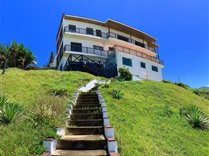 5 Bed House in Ifafa Beach