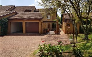 3 Bedroom Apartment in Sunset Acres