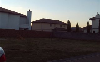 380 m² Land available in Kenleaf