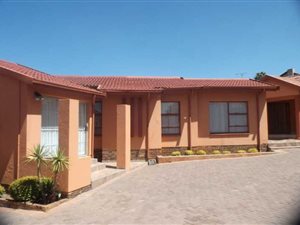 3 Bedroom House in Elandspark