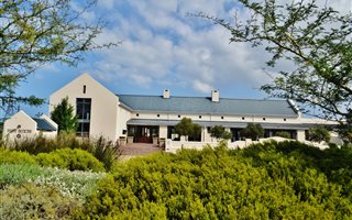 612 m² Land available in Croydon