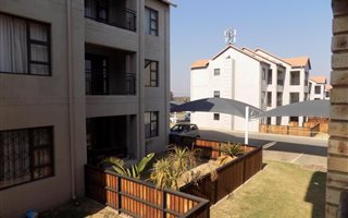 2 Bedroom Townhouse in Brentwood