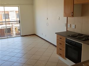 Bachelor apartment in Sagewood