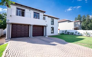 4 Bedroom House in Willow Acres