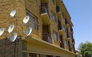 2 Bedroom Apartment in Troyeville