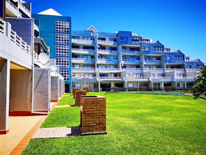 2 Bed Apartment in Diaz Beach