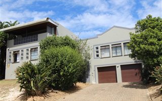 6 Bedroom House in Langeberg Ridge