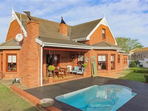 3 Bed House in Vanes Estate