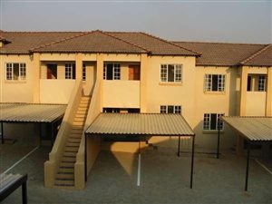 2 Bed Apartment in Elspark
