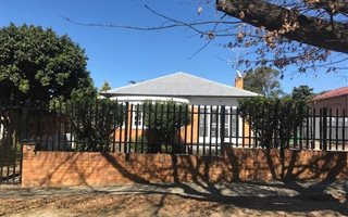 3 Bedroom House in Roseacre