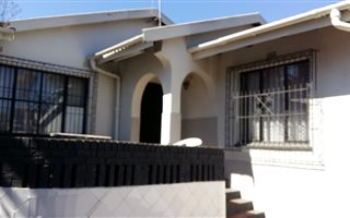 4 Bedroom House in Woodhurst