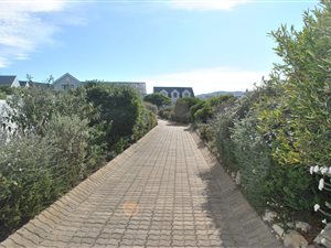 347 m² Land available in Westcliff