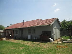 3 Bed House in Modder East