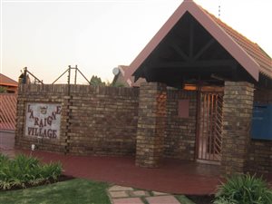 3 Bed Townhouse in Eldoraigne